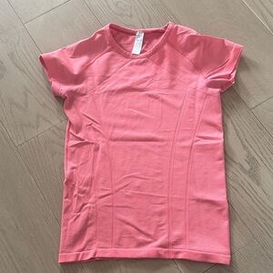 Ivivva coral fly tech swiftly Short Sleeve Athletic Top